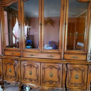 Dinning Room Breakfront